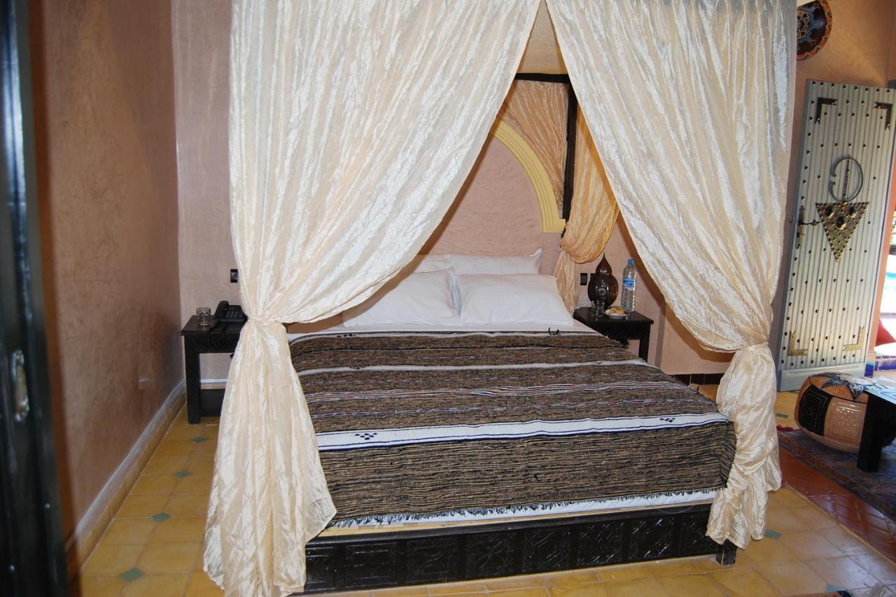 Riad Les Jardins Mabrouk ทารัวแดนท์ ภายนอก รูปภาพ